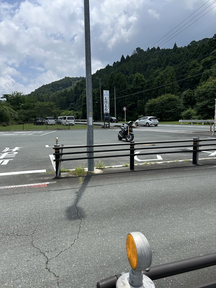 BQbiker's tweet photo. (静寂) https://t.co/LNAEQpDQPY