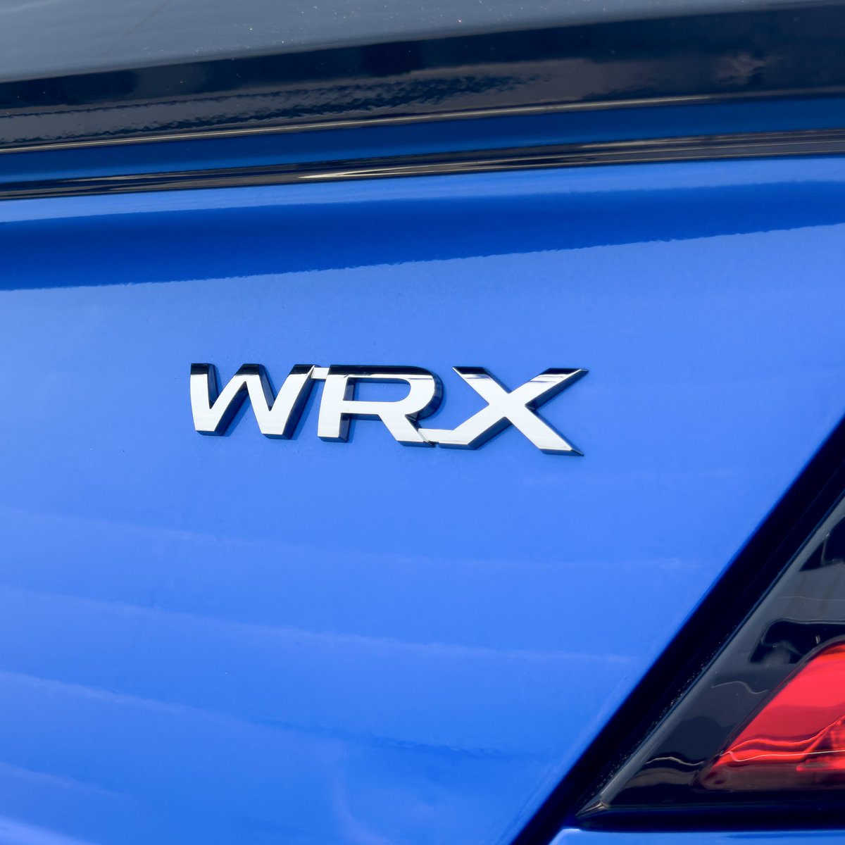 gonta1003's tweet photo. 実車を見てきました。
納車も少し早まりそうで、25日納車になるかもです。
#SUBARU
#WRX
#STi
#SportSharp 
#納車待ち https://t.co/e4RhLJlSiU