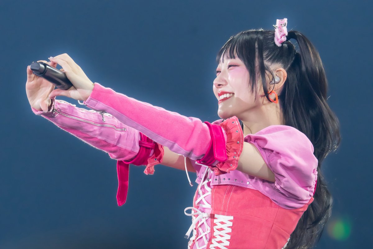 pangtomi_nr1006's tweet photo. 「喝采パレード」@神奈川県・横浜アリーナ

本田珠由記ちゃん（@honda_miyuki_ ）

みるちゃんからのでっけー愛❣️

#聞いて聞いておみるちゃん
#本田珠由記
#ノイミー_カメコ
#ノイミーアリーナツアー2026 https://t.co/8fBdRxGcI3