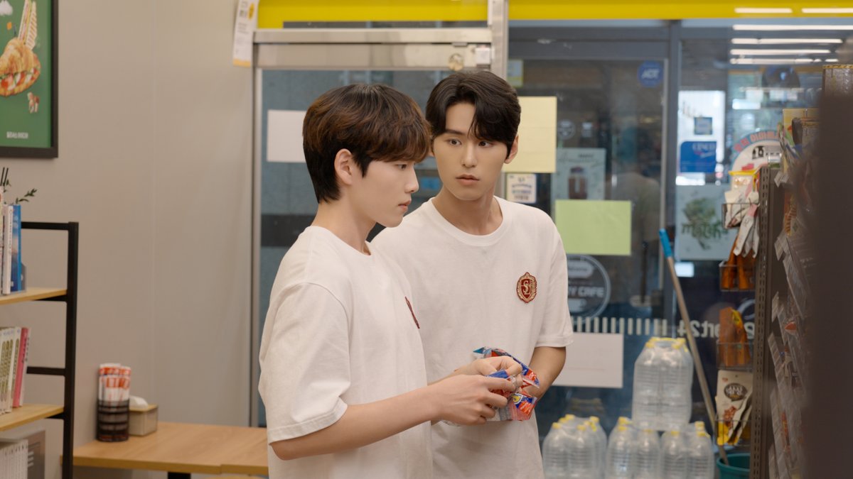 _bluebyblue's tweet photo. "뜻밖의 감정은, 가장 낯선 순간에 스며든다."

세진 &amp; 한빈 스틸컷 공개

〈반칙부터 시작할까요?〉

🗓️ 7/28(화) 9PM 첫 공개
⏰ 매주 화요일·금요일 9PM
📍 blue by blue 유튜브 채널

#반칙부터시작할까요 #반시작 #LovePenalty #BL #bluebyblue https://t.co/tXALyq4WzR