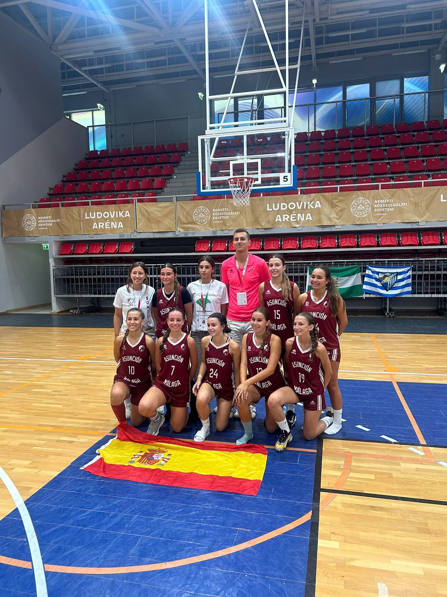 JuegosEMDE's tweet photo. 🇪🇸🥇¡España, a por el oro en los #JUEGOSFISEC2026! 

🔥¡Jornada perfecta para nuestra delegación! 

⚽️El Colegio San Agustín ya está en la FINAL de fútbol sala tras vencer a República Checa. 

🏀El Colegio Virgen del Carmen también luchará por el ORO después de un auténtico partidazo frente a Austria. 

👏Además, pleno de victorias para el resto de nuestros equipos.

❤️Compromiso, esfuerzo, compañerismo y mucho deporte. ¡Toca soñar con las medallas! 

✍️Ya puedes leer la crónica completa: https://t.co/rO6mxi0mgE

#deportescolar

@ecatolicas