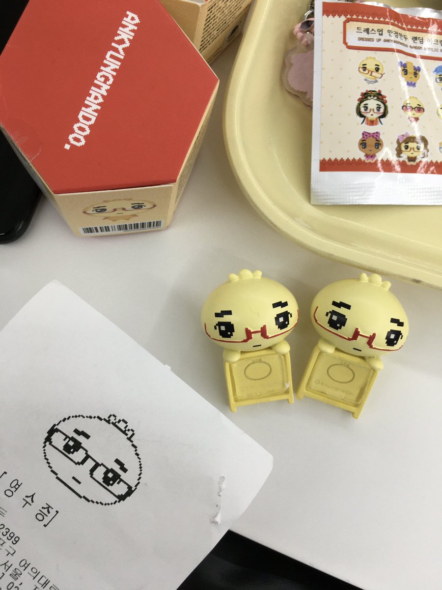 Jvxiy_'s tweet photo. 안경만두사랑해 https://t.co/SZRcnOsiLK