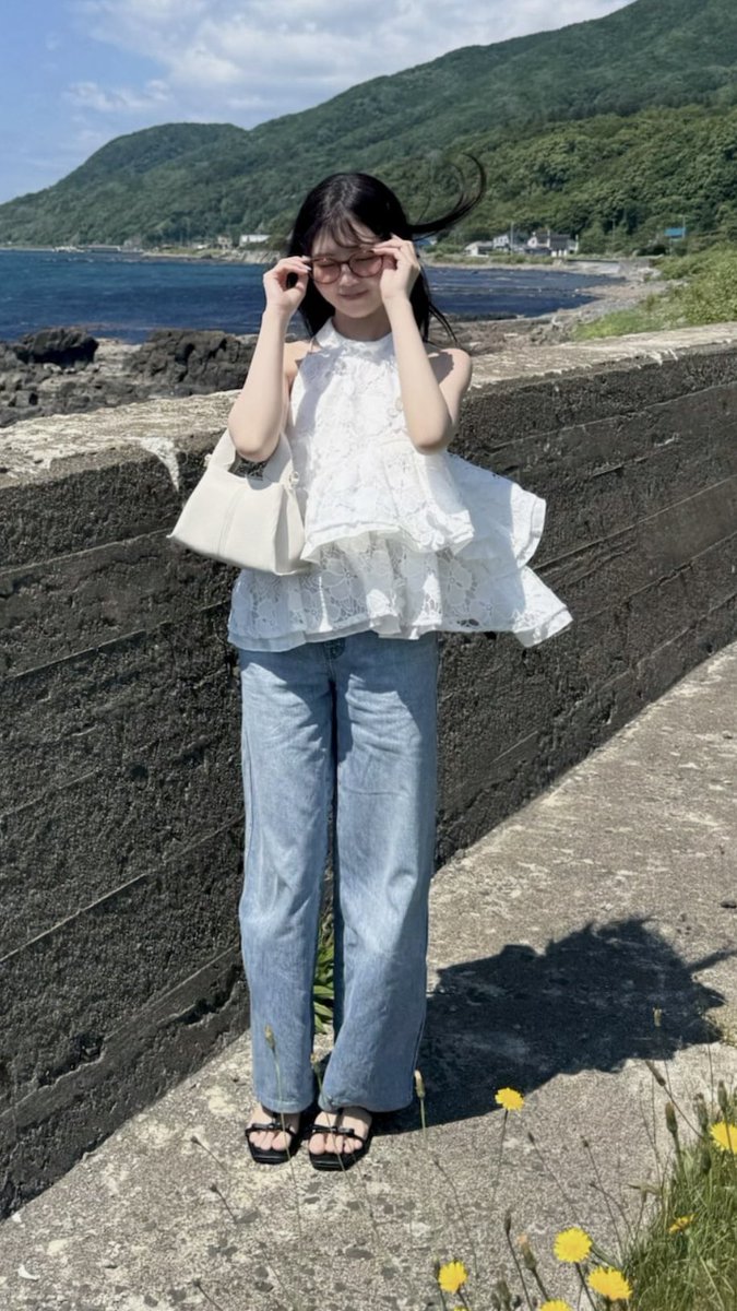 utataneneo0's tweet photo. 夏服 🌺🐬 https://t.co/vBhZNsjZZ2