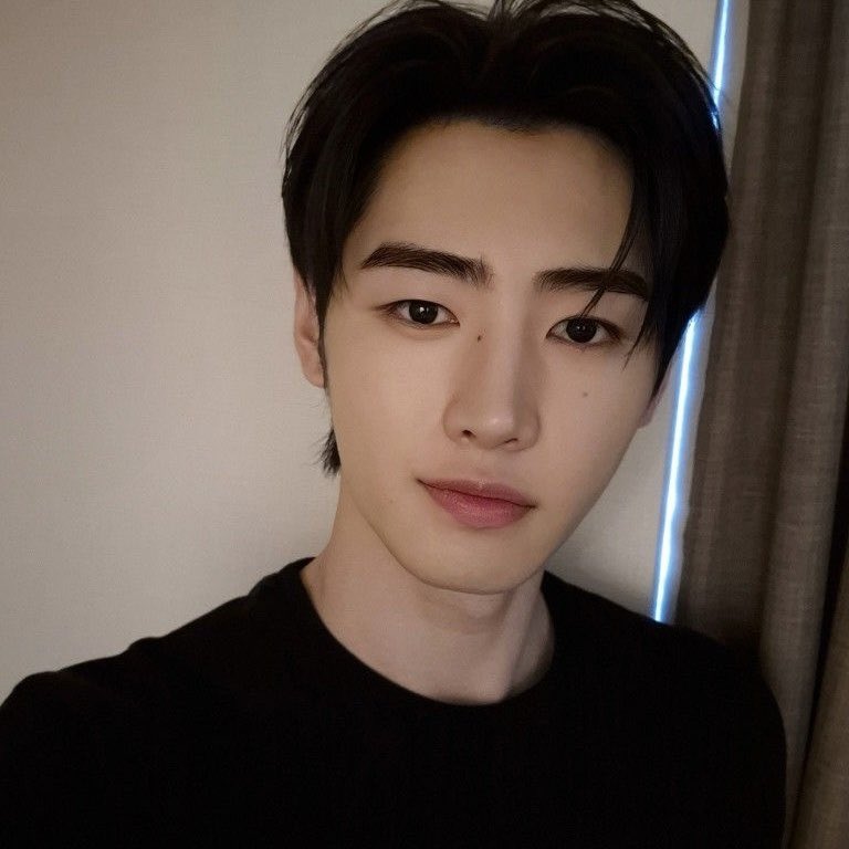 yuhzhoon's tweet photo. 𓊆ྀི  𓈒  ݁  ⠀new pinned⠀+    intro ⠀ ♡ .𓏼༷˚̣ 

⠀⠀⠀ ⠀ ⠀𓈒 ݁ 18  𓈒╺݁  ⠀she ノ her  ྀིྀི 𓈒 ݁ 
⠀ ⠀ ⠀ ♡⃝ ◜ o ◝݂ ྀི১ 𓂂݁ mexican - american  𓈒╺݁ ♥︎  
⠀ ⠀ !  𓈒╺݁  #kpoptwt #enhypen #moots 𓈒 

⠀ ⠀ ⠀ ⠀ ⠀♡  ノ  ↻   to be moots https://t.co/CqU3qlv9AP