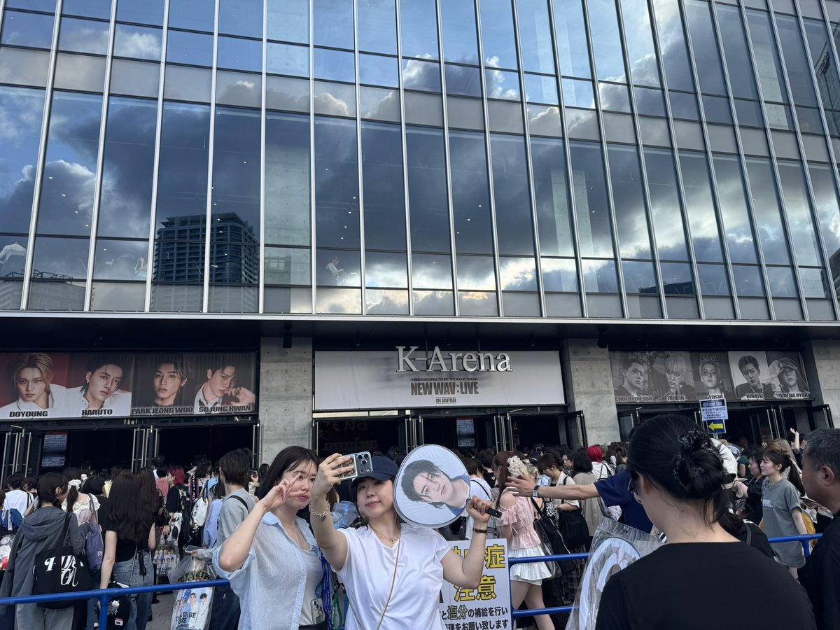 4Kz977a's tweet photo. @tuy_kf こちらにいます！ https://t.co/LgmqHype2M