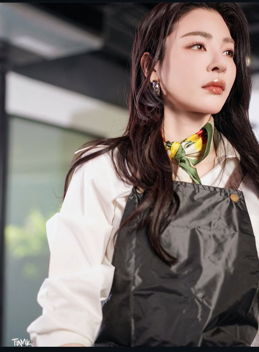 Malibee1410's tweet photo. My baby 🤏🏻🌻 
FAYE CATHY DOLL EXCLUSIVE EVENT 
#CathyDollWatsonsxFaye https://t.co/vkRwOpNcOp