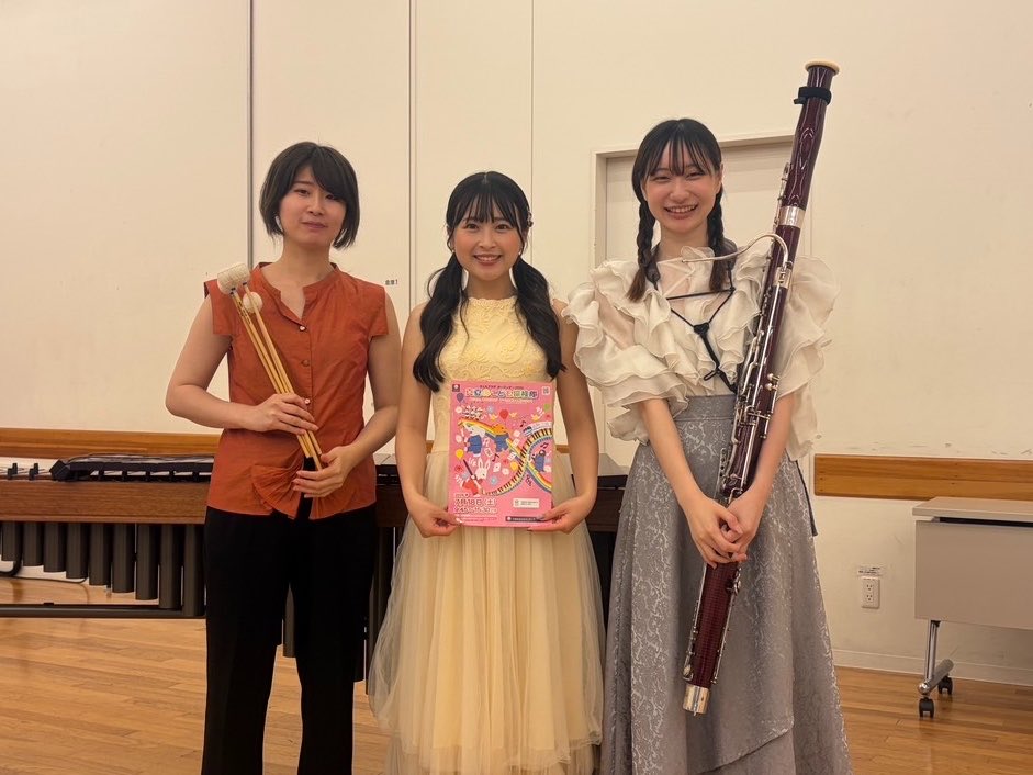 ymgbsn__'s tweet photo. 無事終わりほっと一息😌
マリンバ×歌×ファゴットなるまったく未知の編成で迎えた本日、子供たちも楽しく過ごせたようで何より！！！
3公演と搬入でみんなクタクタなのでしっかりガソリン注入しました🍻 https://t.co/kFDhGB9MpQ