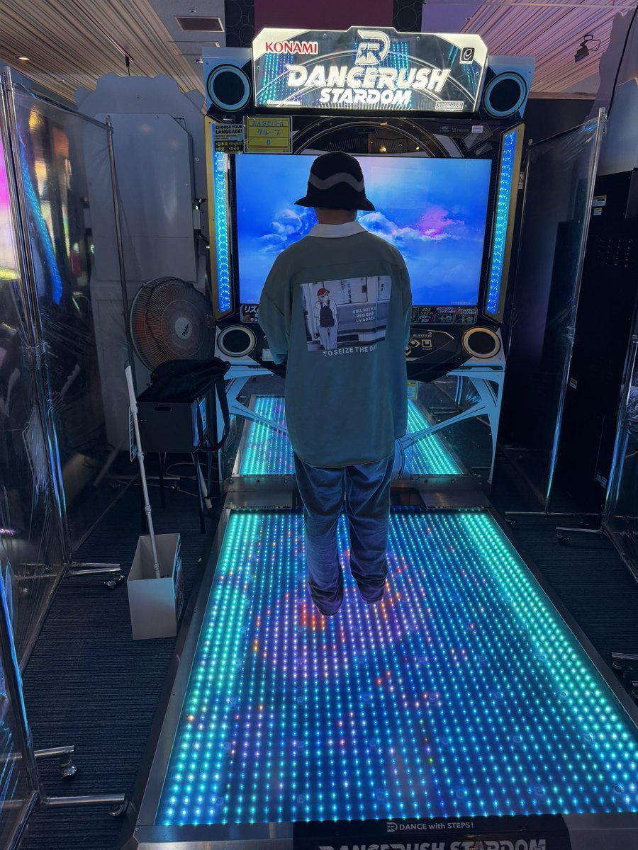 m1nt_000's tweet photo. ディオル様がいた https://t.co/V5YmeMdMtG