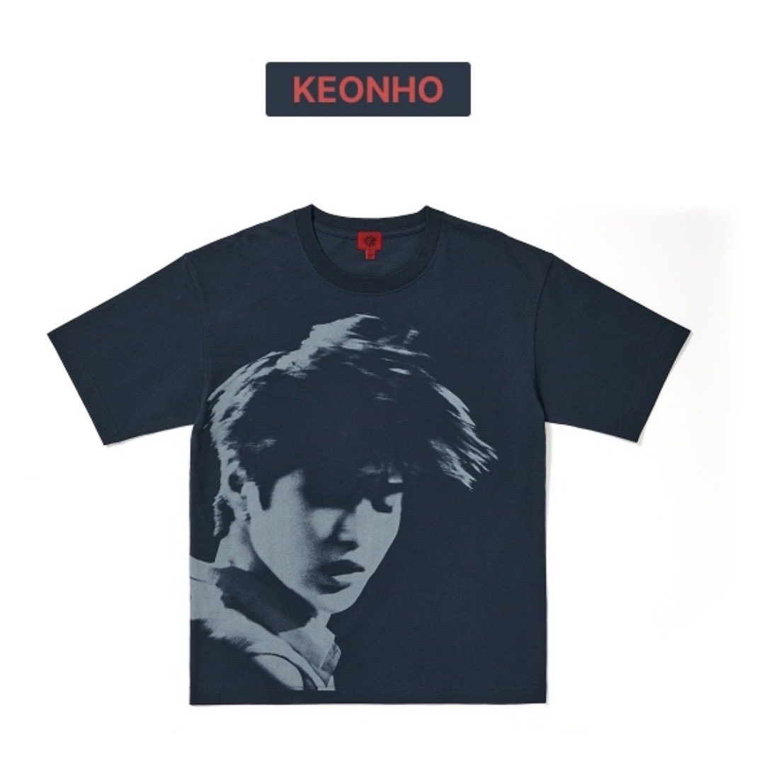 cortisrecords's tweet photo. he is wearing his own shirt aegipie, it’s so good to see him happy 💔🥹 https://t.co/hiLVnvGxo7