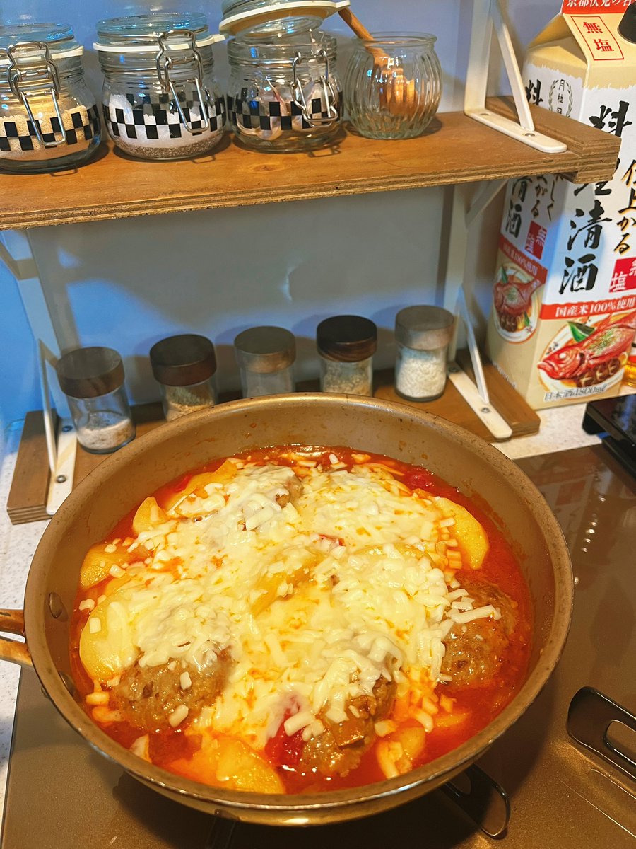 yupimaru_camp's tweet photo. 今夜は煮込みハンバーグ😋💕

#おうちごはん 
#子供達リクエスト https://t.co/t3OpPNNsX2