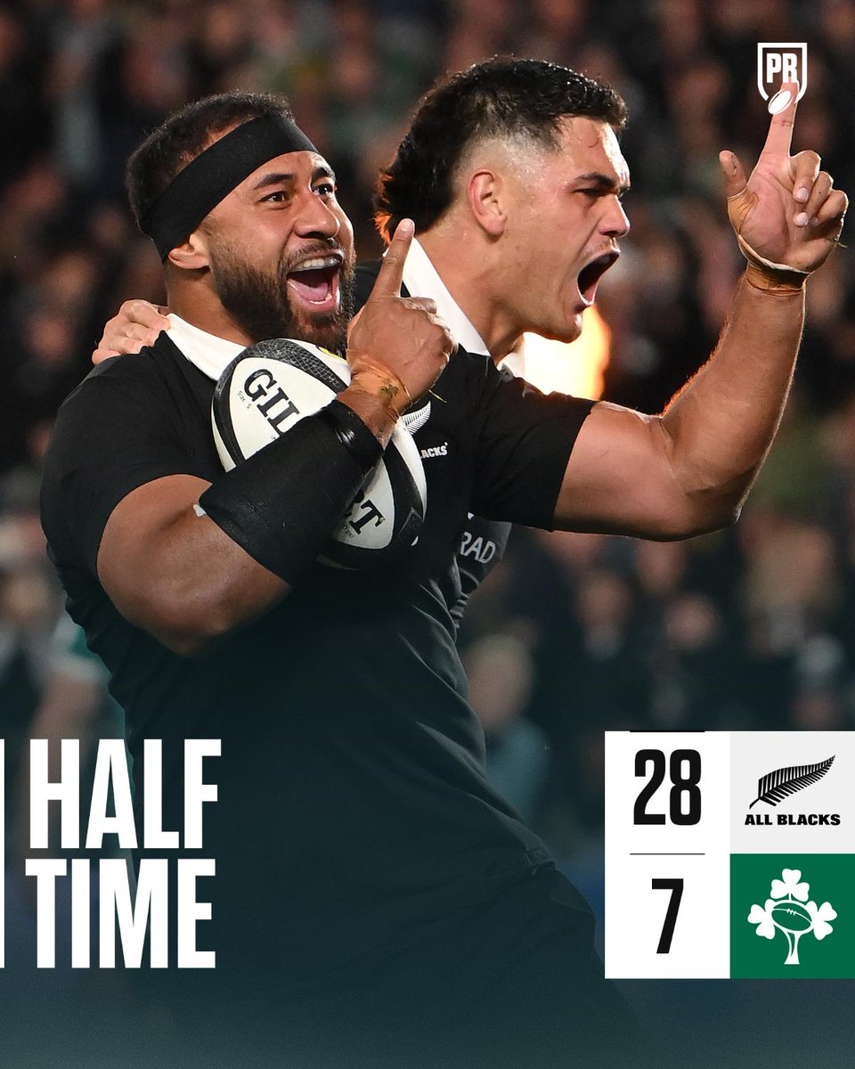 PlanetRugby's tweet photo. ⚫️ The All Blacks take a commanding lead into the sheds at the break! #NZLvIRE https://t.co/dGZsKaGmjq