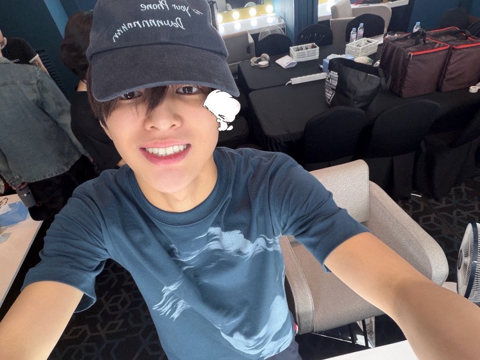 eyanngantuk's tweet photo. ; dd nyom nyom ૮₍ ˶ᵔ ᵕ ᵔ˶ ₎ა 🥢 https://t.co/K6rxGyaKxC