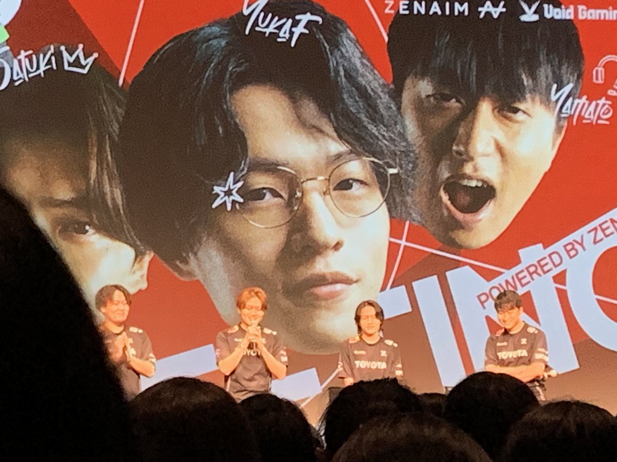 sasha_ch0625's tweet photo. ZETAのファンミーティング行ってきた！
ゆっくりお話聞くファンミって初めてで楽しかったです😊
肉眼で大和さんを見られて幸せでした(-人-)
ユニフォームも初めて着て参加🩵🧡
次も当てるぞ💪 https://t.co/i3EBEC5M8G
