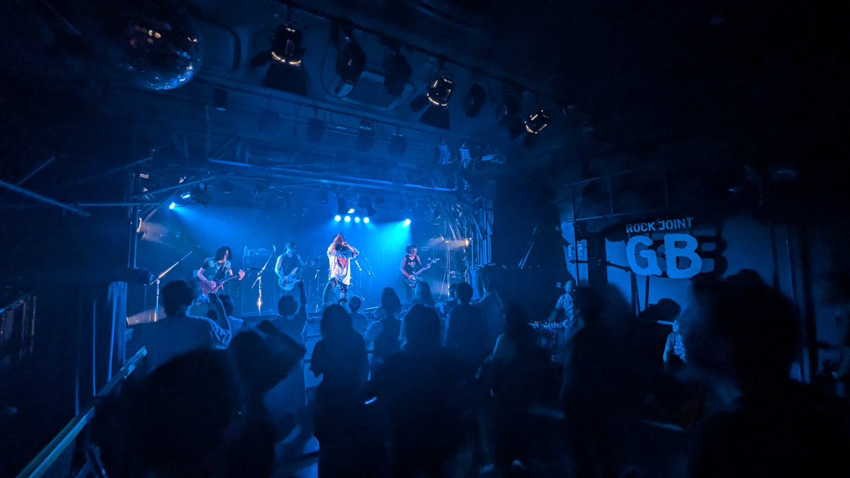 gunner_mth's tweet photo. ほんこち🔥
横浜から吉祥寺は遠いなぁ https://t.co/AqYK0ZxJ3V