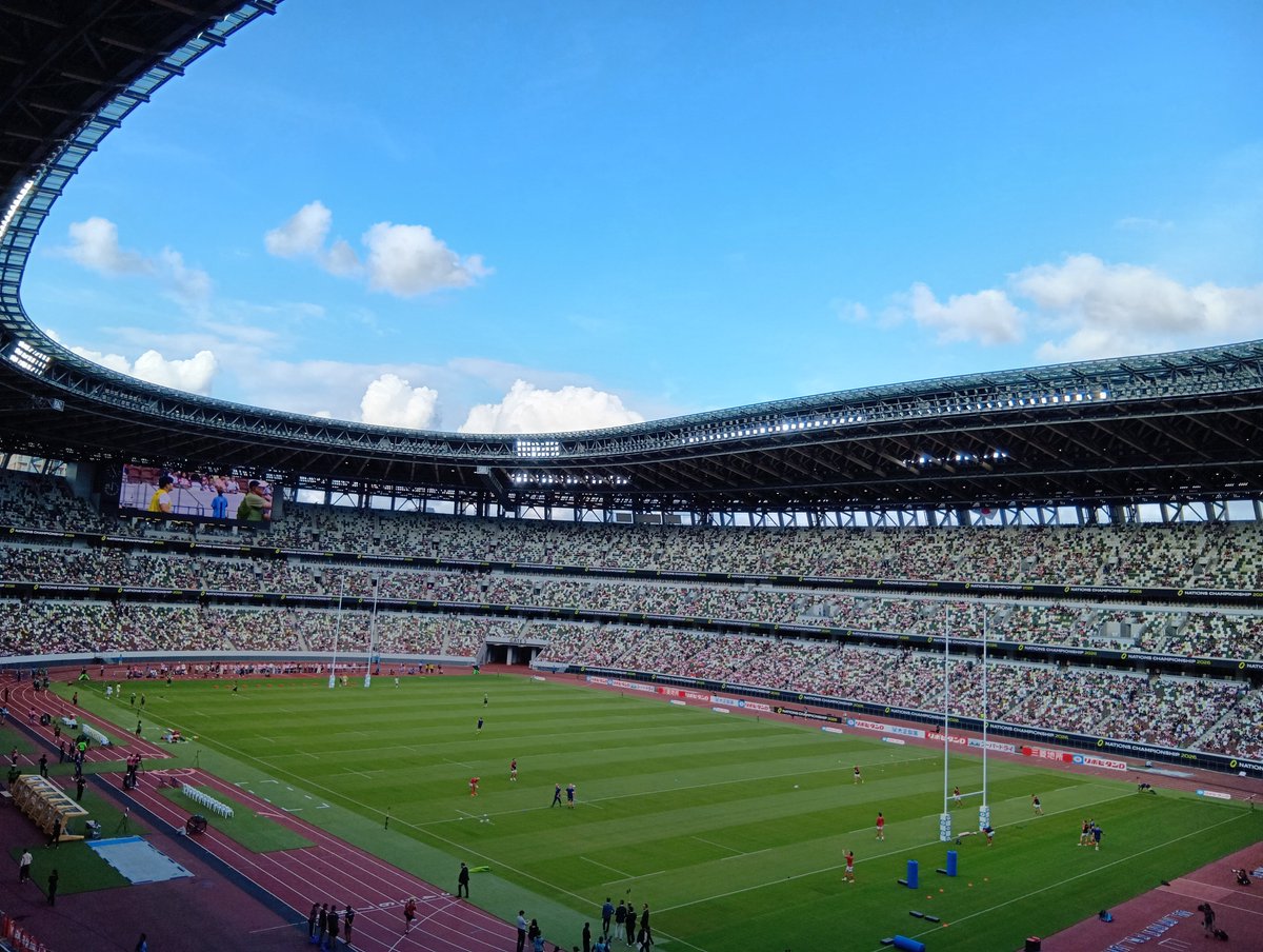 shokatu13's tweet photo. ネーションズチャンピオンシップ🏈  3節🇯🇵vs🇫🇷 スタンド2階、風が心地良い🍺 #ネーションズチャンピオンシップ https://t.co/SUaJGloNb3
