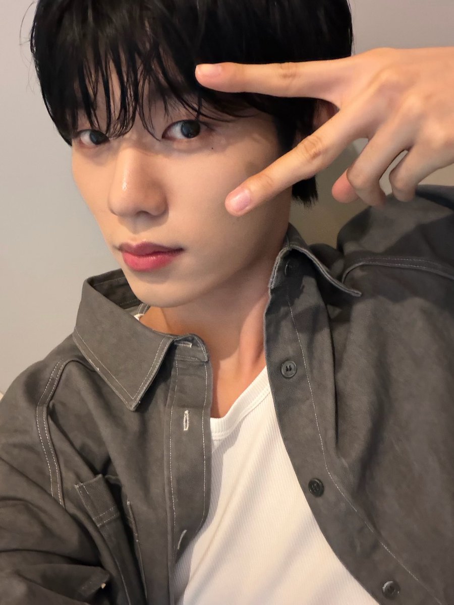 EVNNE_official's tweet photo. 토마토스파게티🍅
(저메추 아님)

#EVNNE #이븐
#이정현 #LEEJEONGHYEON https://t.co/qA4MQBF1Ks