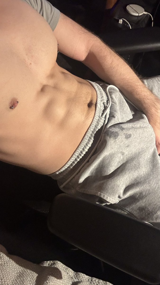 NZTwinkTwunk's tweet photo. Edging without underwear on https://t.co/21JXkedEBi