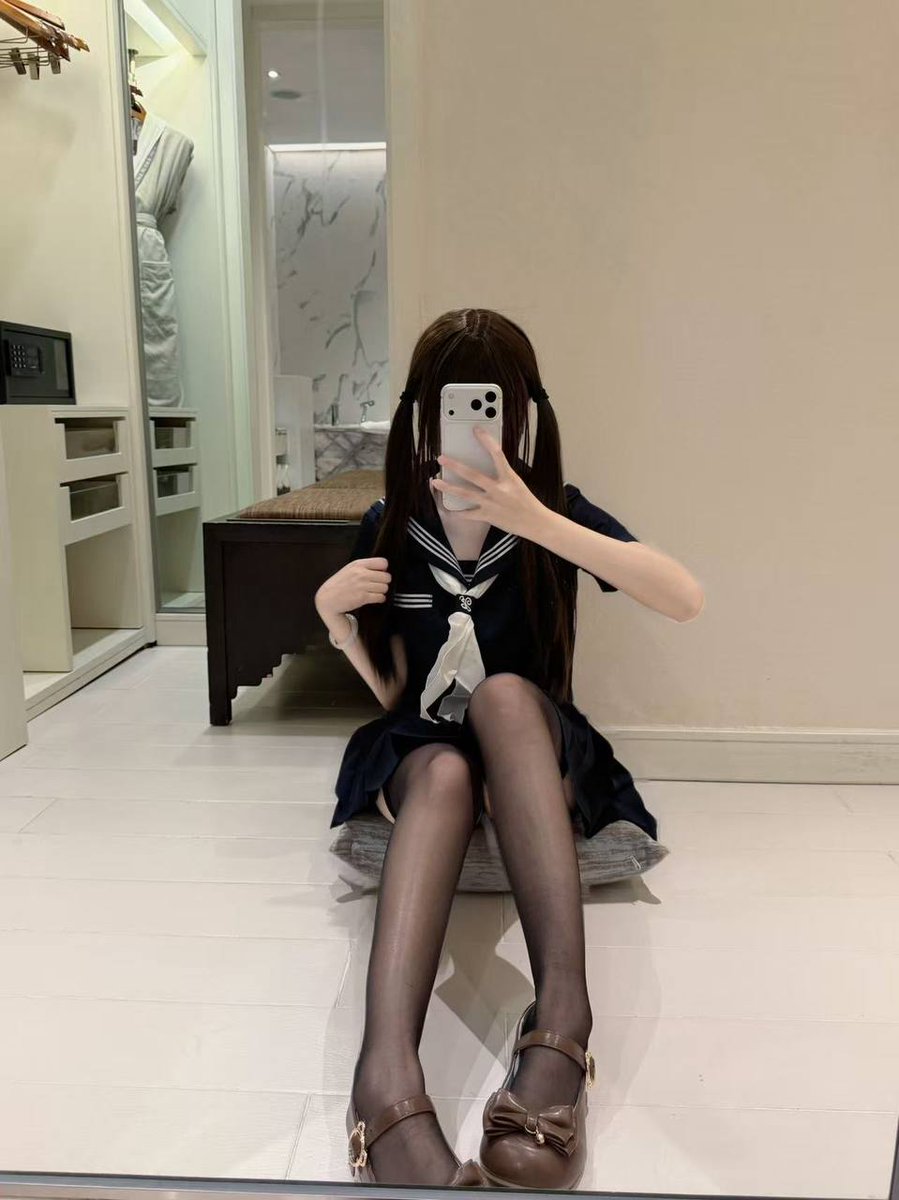amy001007's tweet photo. 广西南宁 19/158/45kg/B
可无可内M体质 2天4000
萝莉个子小小的乖巧可爱
#萝莉 #反差 #足控 #白虎 #女大学生 https://t.co/mPyTlsCKua