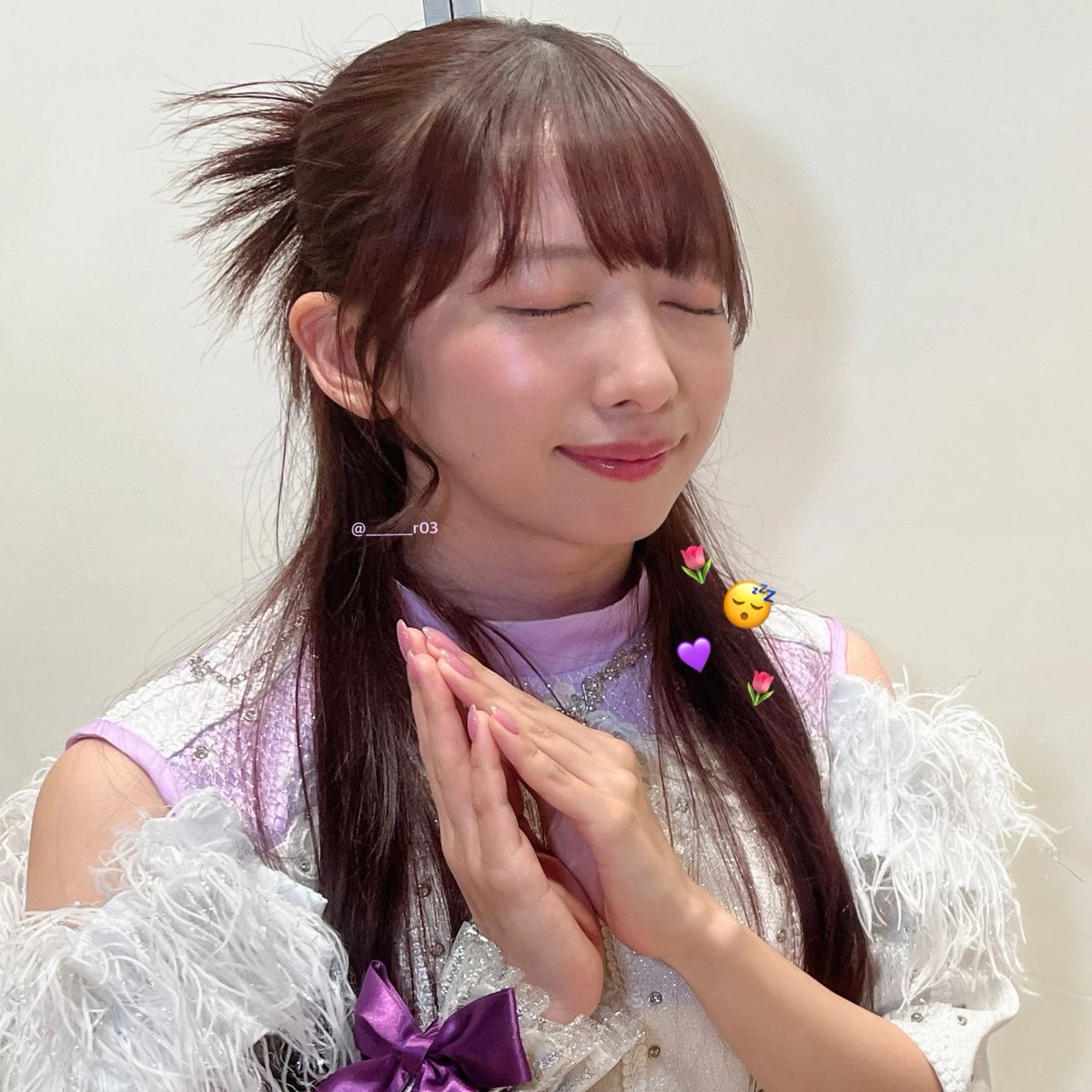 ________r03's tweet photo. 📸お友達のののかまるが可愛かったので真似っこ😴

したら何かが咲きそうだった🌷 https://t.co/lNdA0wzmUl