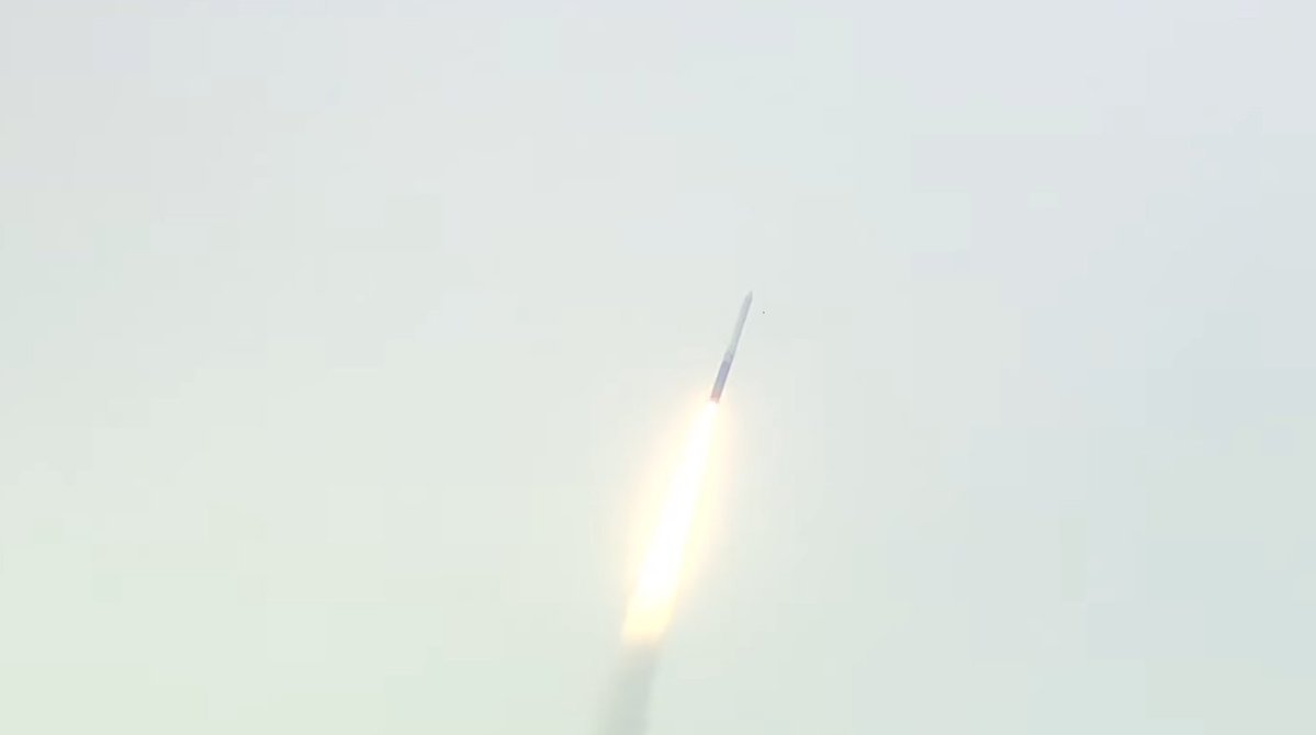 kaskaide1's tweet photo. 🇮🇳 Congratulations to the entire @SkyrootA Aerospace team on Vikram-1's successful maiden orbital launch! This is more than a national milestone.

it's a step forward for humanity's journey into space. Wishing you many more successful missions ahead. 🚀💖 https://t.co/xHbaotnL9y