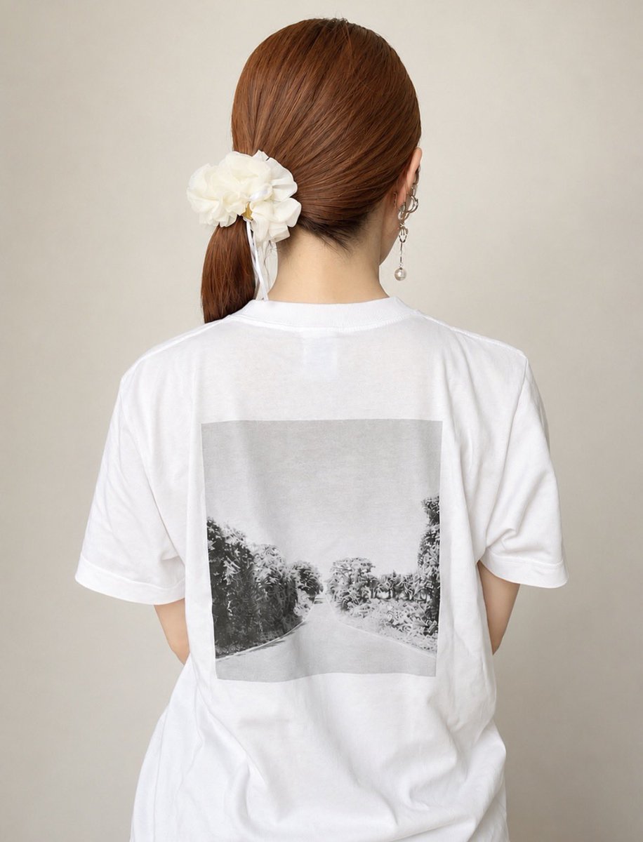 handmadeacces12's tweet photo. 勝手に宣伝😆
てっちゃんツアーTシャツ🪽
お洒落で着やすいです✨
このTシャツはユニセックスの為
サイズSでもちょっと余裕ある感じです。
（私は普段Mサイズ着用してます）
@hane_tetsu 
本日神戸♪明日大阪♪ https://t.co/nKNGifXZie