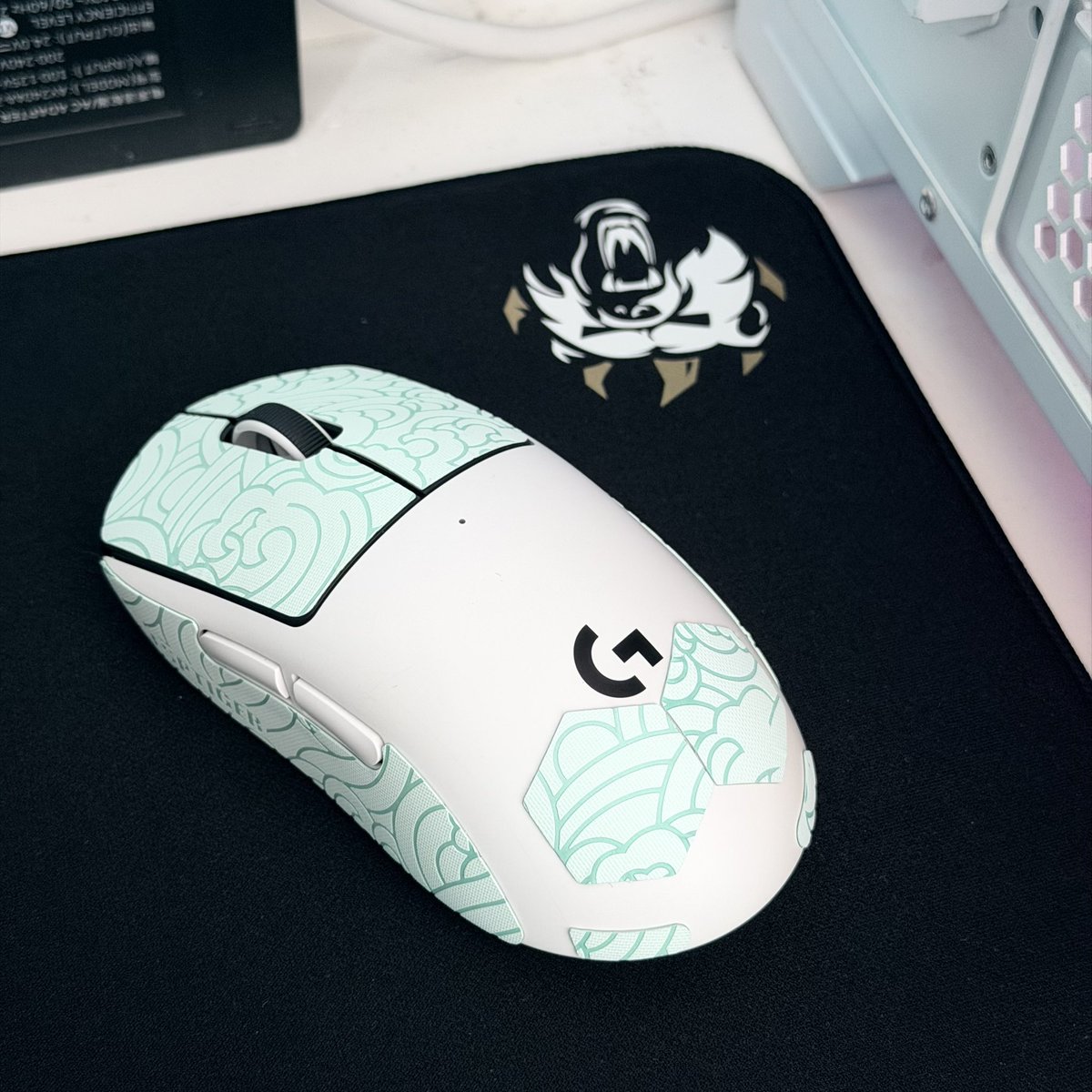 PhilipJuicy's tweet photo. And there we got the cleanest mouse 🧊 @EspTiger_Global https://t.co/CGxd1yfGED