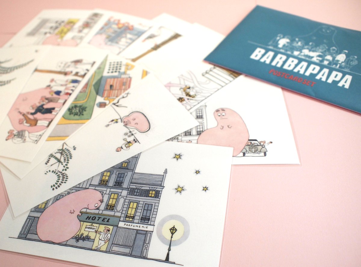 KobeFashionM's tweet photo. 絵本がもっと楽しくなるグッズたちをご紹介！

開催中の特別展「ずっとつながる えほんの世界 —偕成社 子どもの本展—」特設ショップでは、絵本はもちろん大人気キャラクターたちのかわいいグッズが盛りだくさん！

その中から今回は『おばけのバーバパパ』（アンネット・チゾン、タラス・テイラー作）のポップなカラーがかわいい会場限定グッズをご紹介。

普段使いしやすいものなど、毎日使いたくなるアイテムがいっぱい！
この機会だけの特別なアイテムは見逃せません。

展覧会をご覧になったあとは、ぜひ特設ショップでお気に入りを見つけてください！

【会場限定グッズ（おばけのバーバパパ）】
・ポストカード10枚セット 1,430円 (税込)
・めじるしチャームブラインド全6種　 550円 (税込)
・ポケット付きトートバッグ　 2,530円 (税込)
・ラウンドコインケース　 1,760円 (税込)
・クリアファイル　 440円 (税込)
※商品は在庫がなくなり次第、販売終了となります。

#神戸ファッション美術館 #ずっとつながるほんの世界 #偕成社子どもの本展 #バーバパパ #グッズ #展示グッズ #会場限定グッズ