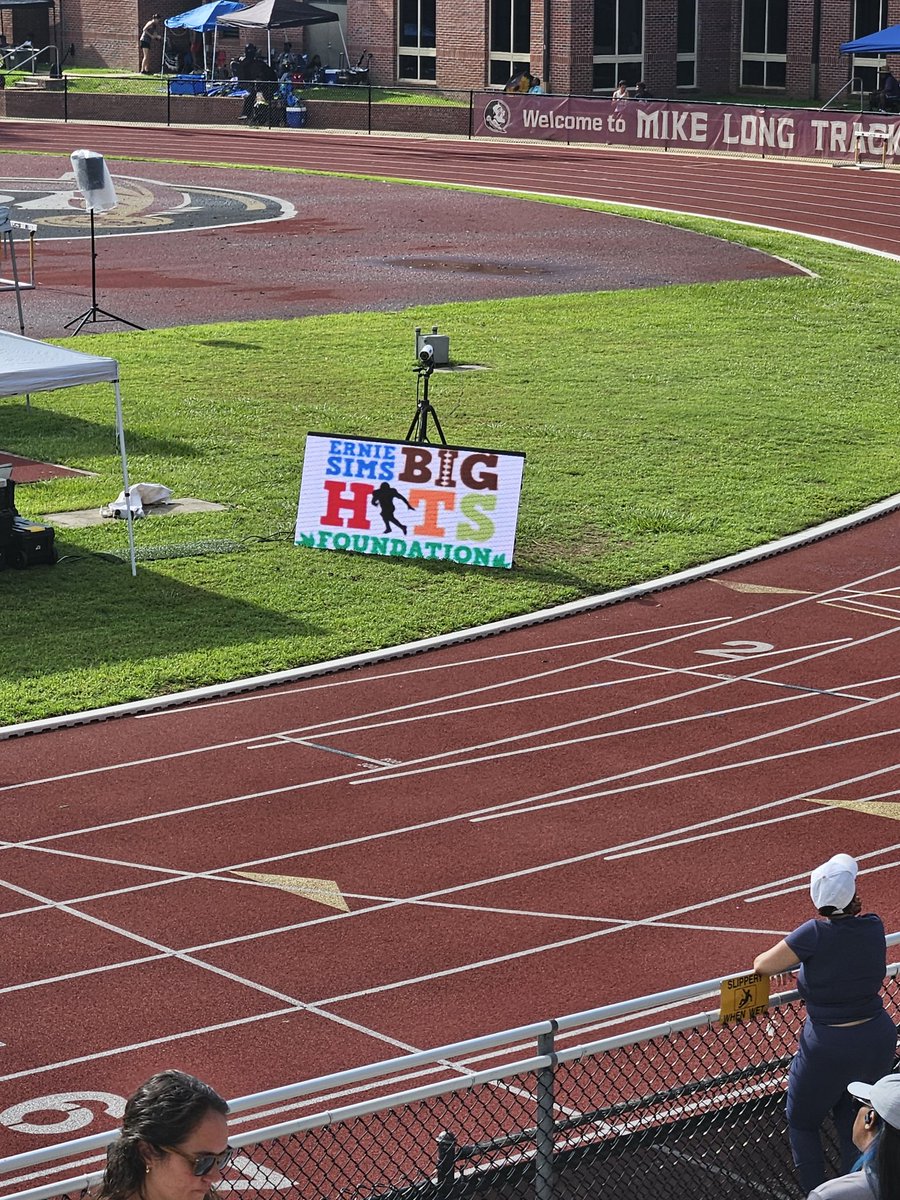 JaseanKimbrough's tweet photo. Down here with the Florida Boys at Mike Long Track ready to compete. https://t.co/YxeQHQSsZc