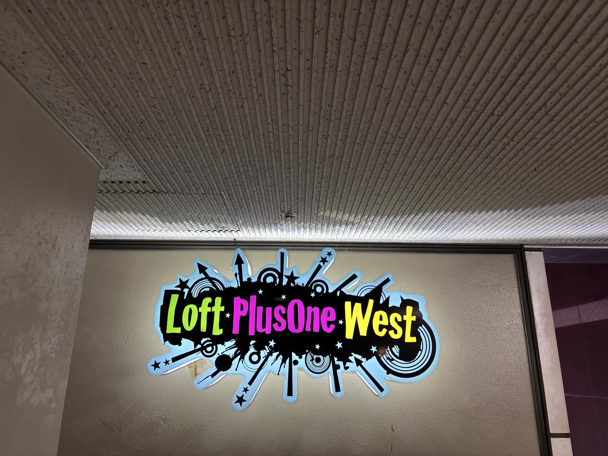 _miku_miku_'s tweet photo. ラジみた大阪編、楽しかった。お土産も嬉しすぎた😁
また、関西の方でやってくれたらいいのになぁ。 https://t.co/xcoJJd7bZQ