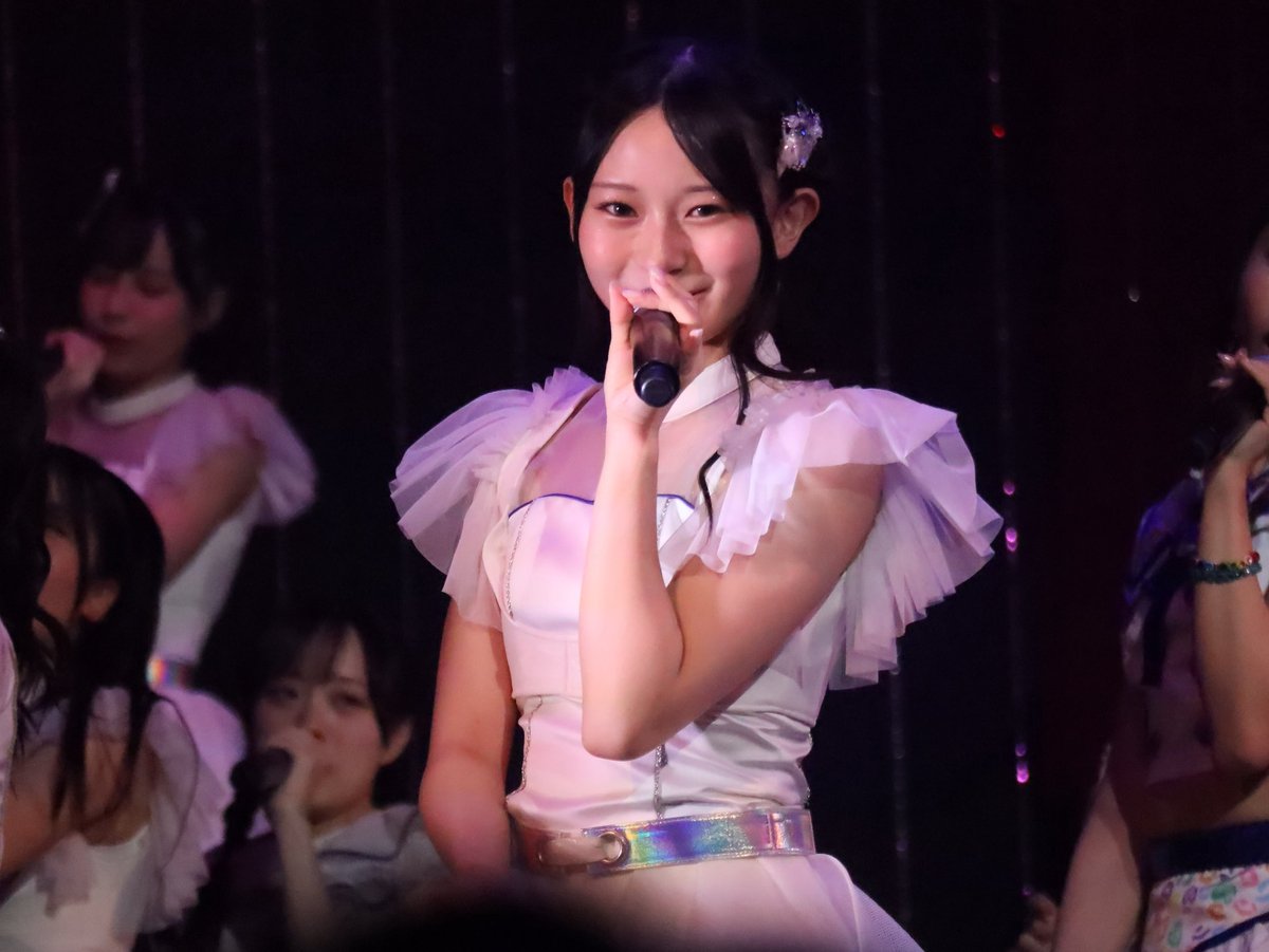 naaaa_2525san's tweet photo. 綺麗すぎてびっくりした😦
発光してる

#NMB48安部若菜卒業コンサート
#NMB_カメコ
#衣笠彩実  さん https://t.co/RGz9Pz1K7B