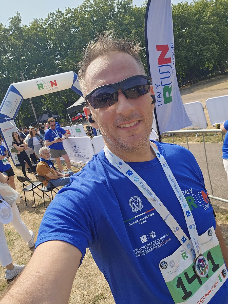 pacavallo's tweet photo. Italy Run London 10k Victoria Park
🇮🇹
#ItalyRunLDN #ItalyRun #VictoriaPark #10k #ItalyRunLondon #ItalyRunLondon2026 https://t.co/uIvaFCrlio