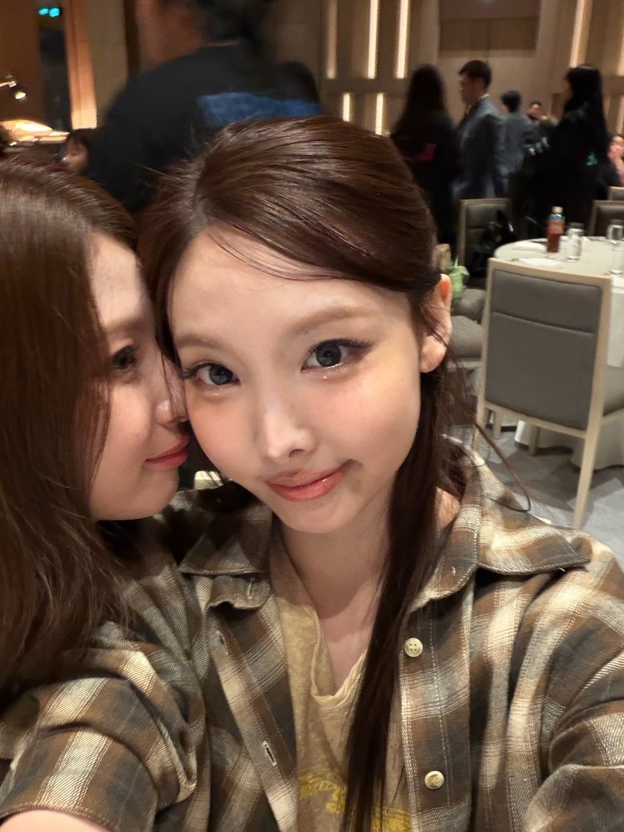 miisharonn's tweet photo. บุคคลที่อวดหมาเด็กได้น่าอิจฉาที่สุดแห่งปีได้แก่ https://t.co/vQutWpDhs8