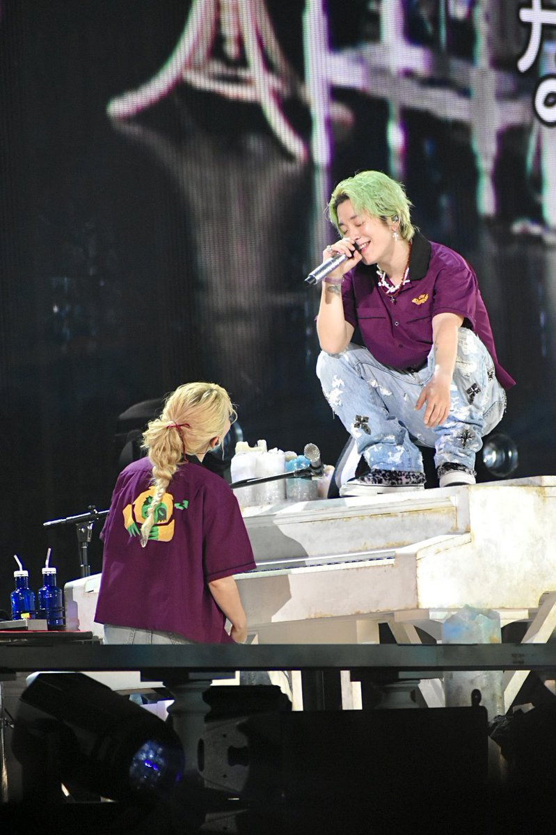 EARTHfsnl_sekai's tweet photo. ▁▁“煌めき”のような人生の中で
君に出逢えて僕は本当によかった▁▁

深瀬さん本当に優しい表情で歌ってて︎；；︎；；

@fromsekaowa @saori_skow 

#THECINEMAネタバレ
#THECINEMA
#SEKAINOOWARI https://t.co/NcJ2HZtu5q