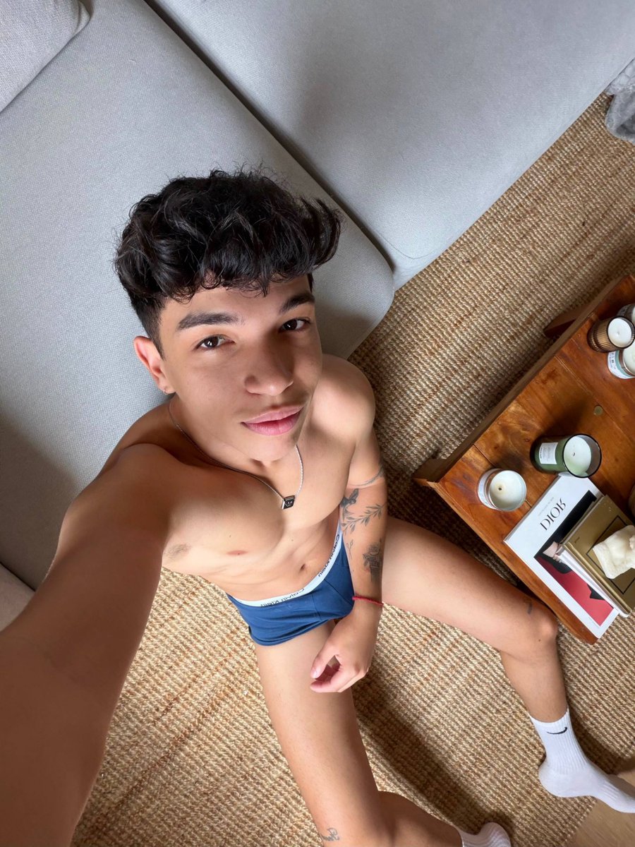 mautwink's tweet photo. Que hay para comer? https://t.co/kgoepLrmEM