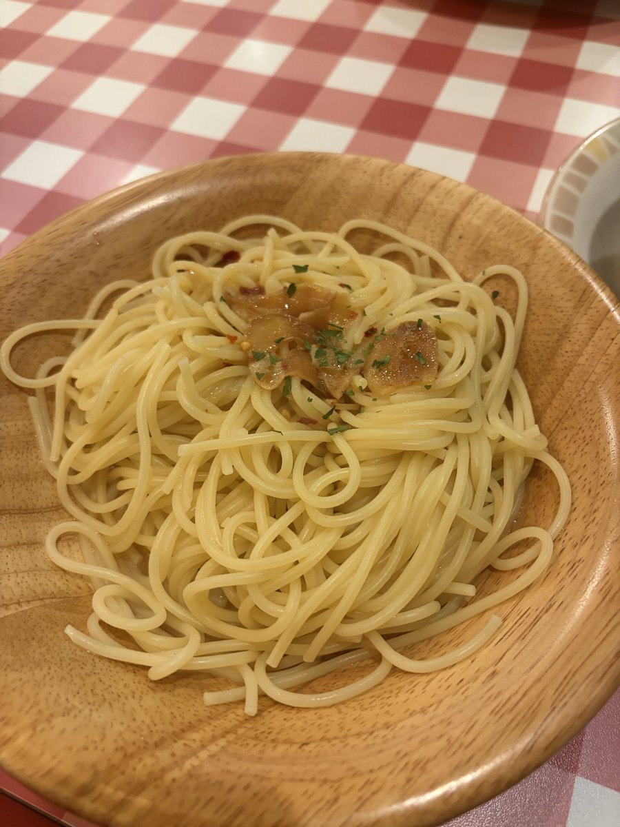 kibblewhite01's tweet photo. 高級イタリアンに来ました🍕🍝 https://t.co/PDDuI6ErNU