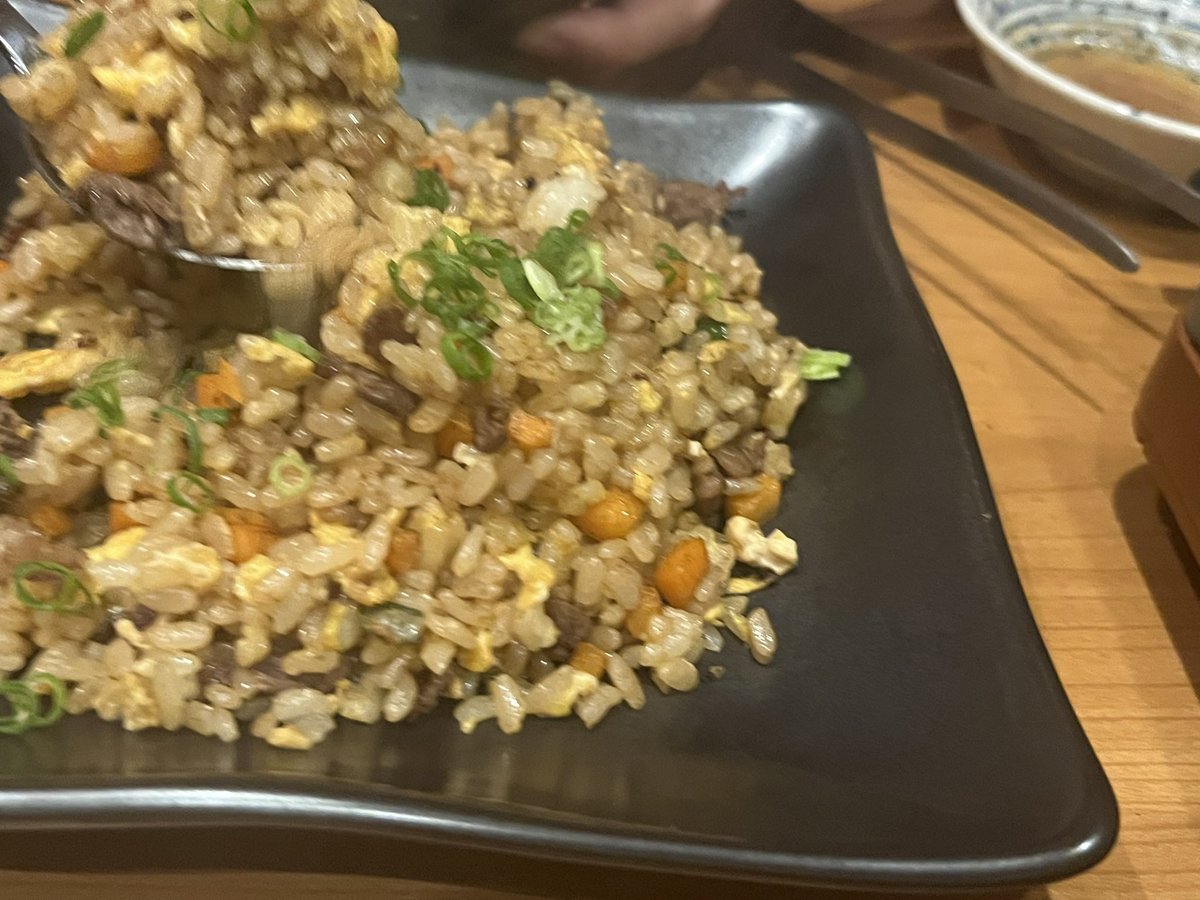 hhhhgdseffd's tweet photo. ボーナス出たから馬料理食べてきた！！！
馬ベーコン、馬コロッケ、馬焼飯どれも美味い！ https://t.co/dbgqVPxyDe
