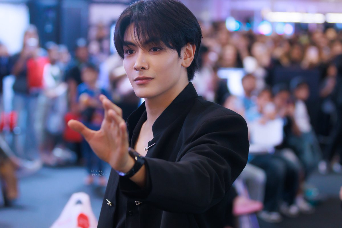 shiningpraew's tweet photo. So proud of you น้องจุง 🤍

JOONGDUNK URANUS IN CBI
#UranusClinicxJoongDunk
@ChenRcj #จุงอาเชน #JoongArchen https://t.co/B1Y7qJw3T3