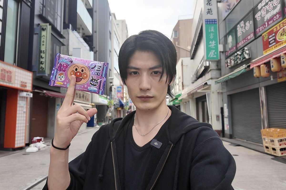 gesoblack's tweet photo. 29歳、変身もできずこの有様 https://t.co/EhlGrqFFNk