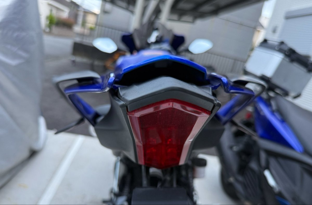 ysk_R7's tweet photo. 志賀草津ツーリング前にオイル交換して、R7に翼を授ける〜 https://t.co/Tff8DJpwA3