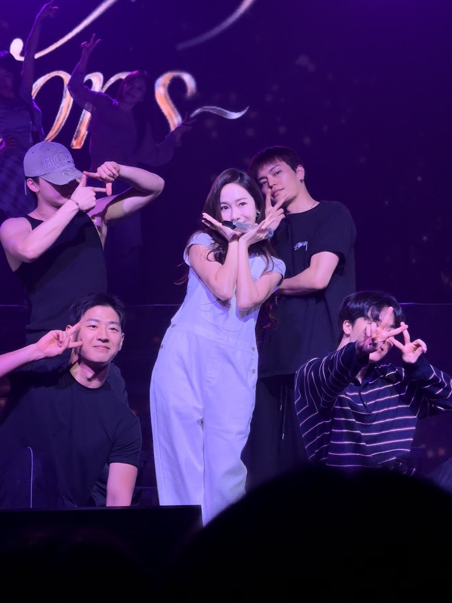 timelapse199X's tweet photo. น้องเจน่ารักมาก 🥺 https://t.co/NtVlb34P4o