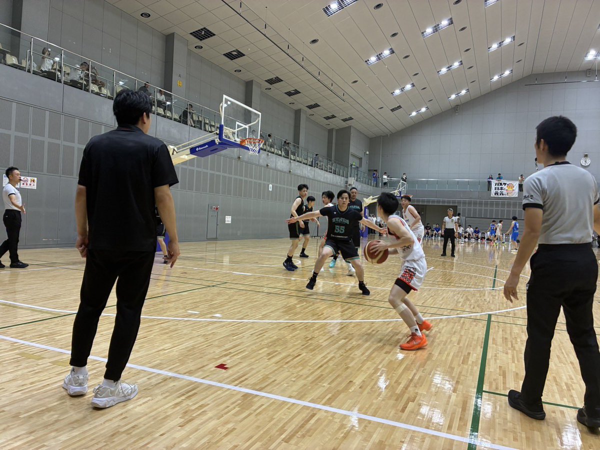 HIROSHIMADFLIES's tweet photo. 本日、「第102回天皇杯・第93回皇后杯全日本バスケットボール選手権大会ファーストラウンド広島県代表決定戦」へ #広島ドラゴンフライズU18 が出場しました！  ▼試合結果 🆚BEANS 44-123⚫️  引き続きご声援のほどよろしくお願いいたします🔥  #ドラゴンフライズ #Bリーグ #バスケ https://t.co/myCJIPePyX