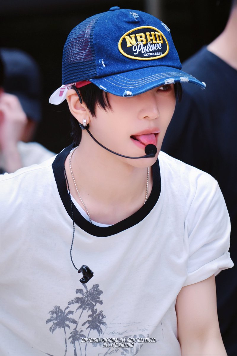 He_Gumi's tweet photo. 260718 캐비

롱마뱀🧢👅🦎

#씬롱 #XINLONG #鑫隆 #シンロン  #ALD1 #ALPHADRIVEONE #알파드라이브원 #알디원 https://t.co/EbS9Ue1Ktr