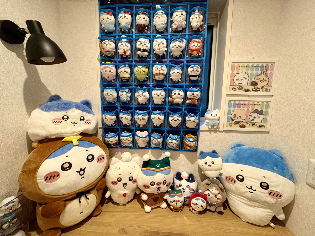 miyuhachu's tweet photo. 新居のちいかわスペースがだいぶできてきた〜！飾るの楽しい〜！！ https://t.co/gCPmrfGeAz