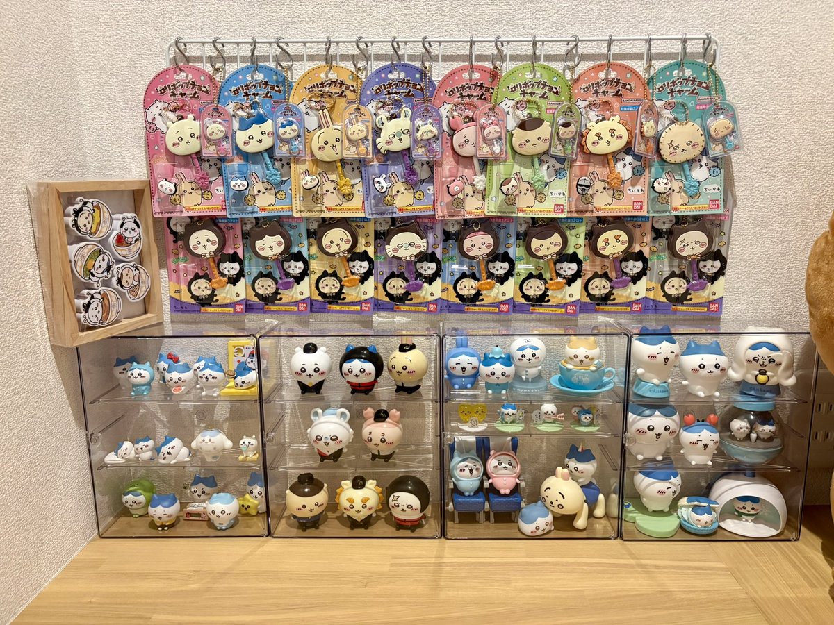 miyuhachu's tweet photo. 新居のちいかわスペースがだいぶできてきた〜！飾るの楽しい〜！！ https://t.co/gCPmrfGeAz