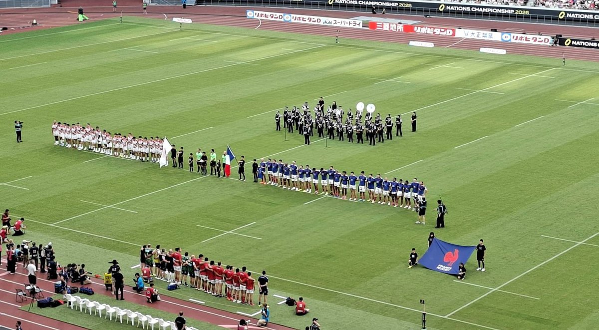JASDF_Cen_Band's tweet photo. 🏉#ネーションズチャンピオンシップ2026
#ラグビー日本代表 🇯🇵vsフランス代表🇫🇷
＠国立競技場🏟️

「ラグビーのまち」府中市に拠点を置く #航空中央音楽隊 による国歌演奏でした。

日々、同じ地で練習に励み汗をながす選手たちを、私達も演奏で応援させて頂きました🎺

@JRFUMedia https://t.co/KJ7h3mmzVF