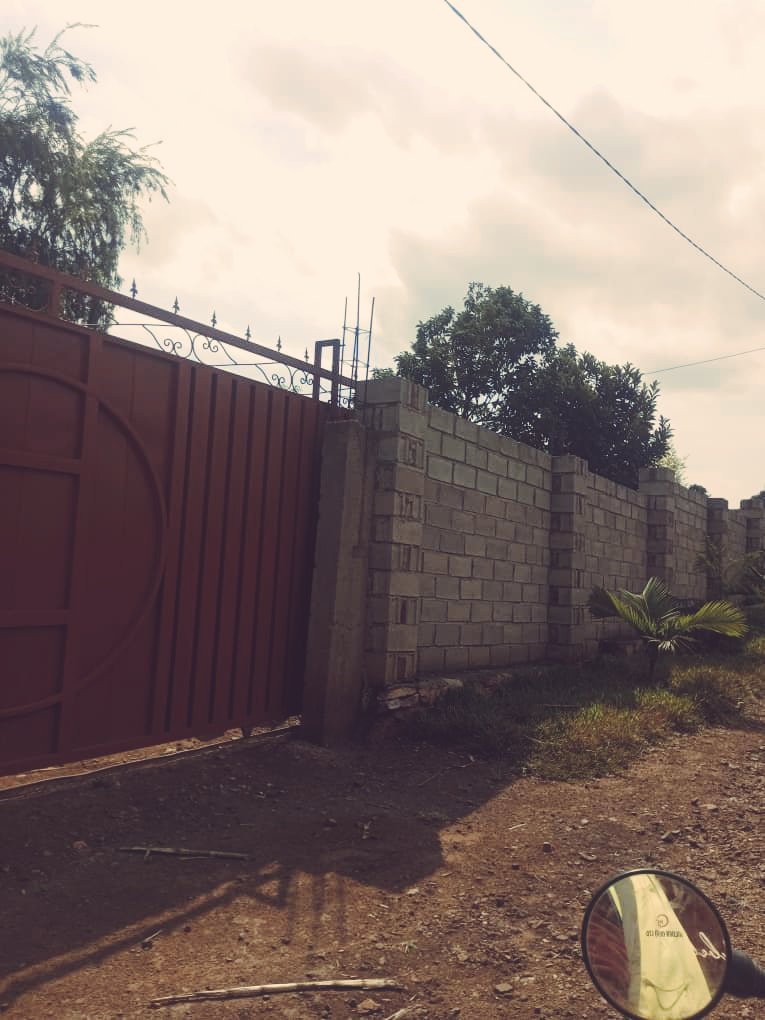 Keith2235499871's tweet photo. RESIDENTIAL PLOT FOR SALE

Kasangati #Mawule, Nalusuga

100ft X 100ft / #25Decimals 

Private Mailo land title

Selling at #65m Ugx negotiable 

0758811044 https://t.co/O1uOMKjRLW