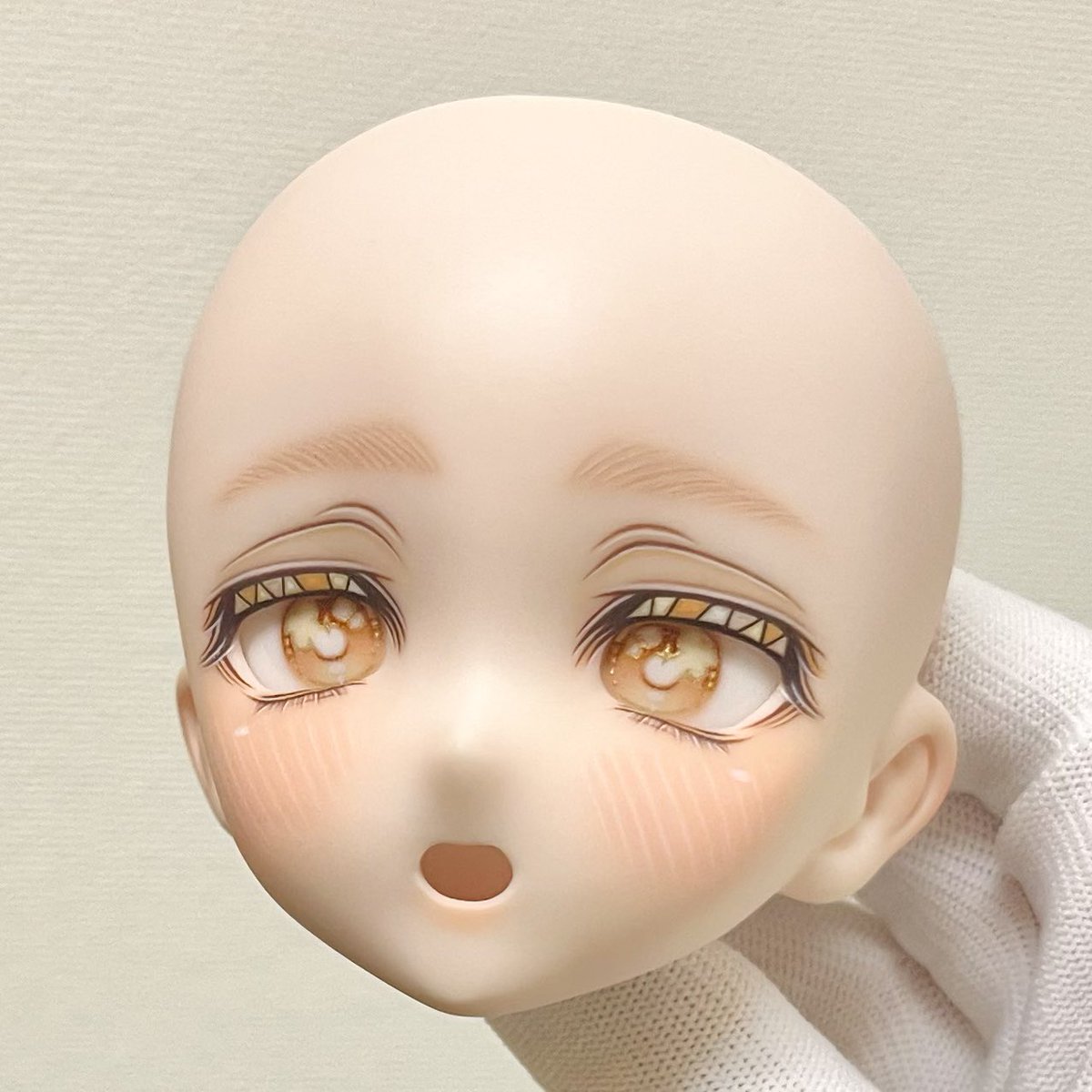 kehai0's tweet photo. 月曜日出品予定の子です！
口内パーツは乾かし中💭

うさぎちゃんモチーフの男の子です🐇 https://t.co/tE3pnWA7lJ