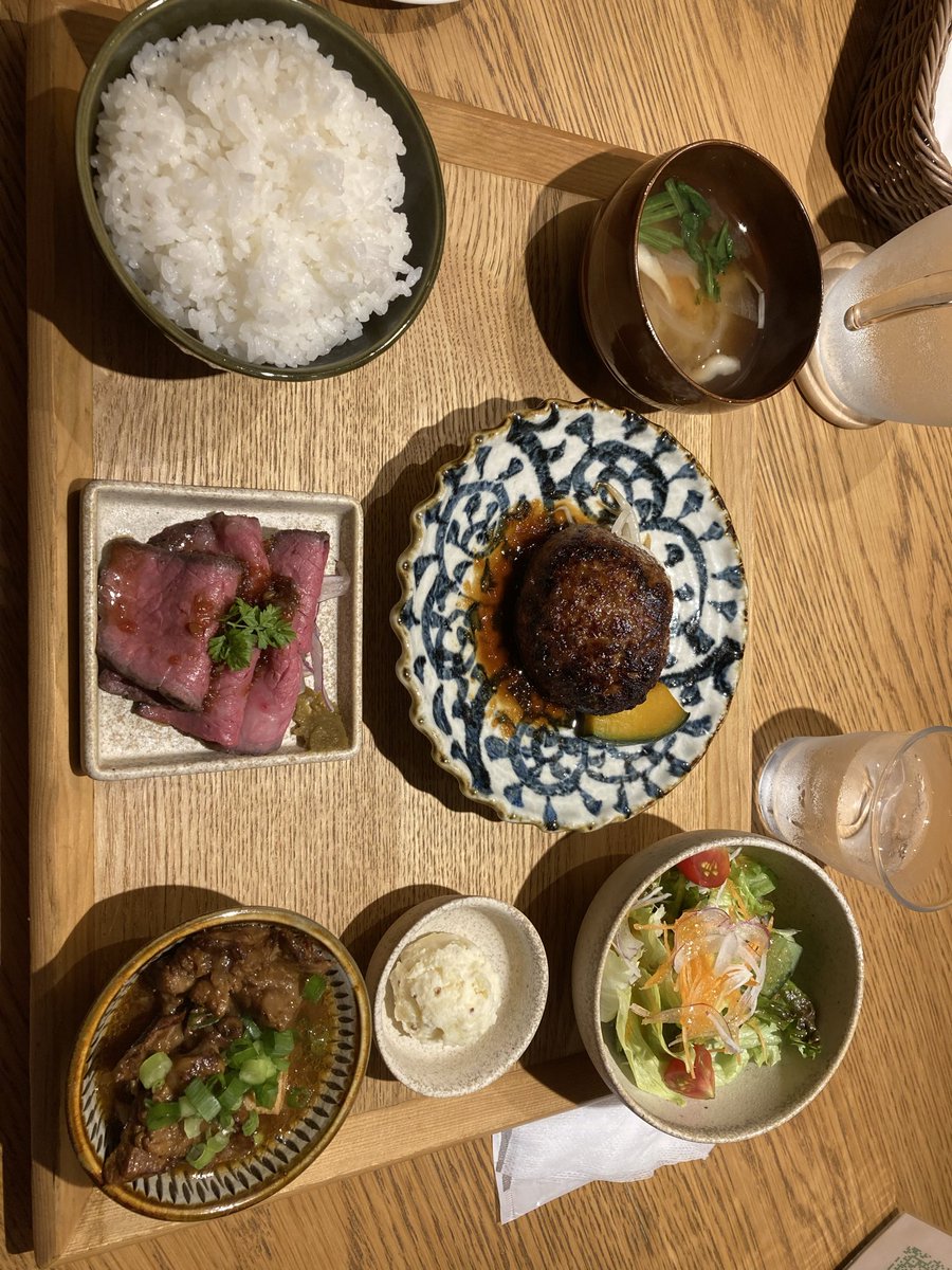 NBucho's tweet photo. うめ…うめ…

満足度すげぇ高い… https://t.co/iZNeIpMm6u