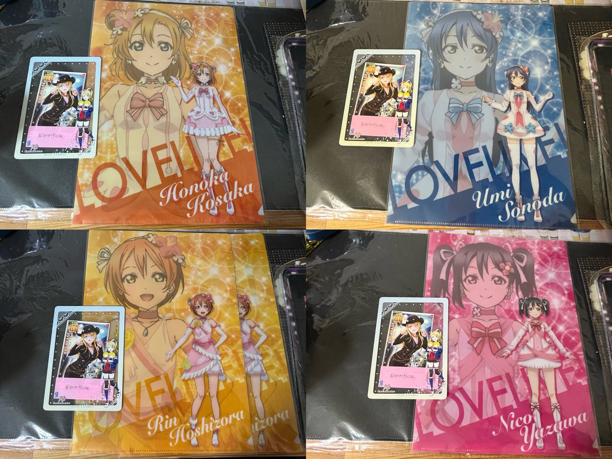 anmticse's tweet photo. 【交換】　
ラブライブ  μ's The School Idol Movie  クリアファイルコレクション

譲　穂乃果、海未、凛2、にこ
求　絵里、ことり

都内手渡しor郵送　にて対応可能です。
なかなか過去のものですが、条件の合う方いらっしゃいましたら、よろしくお願いいたします。 https://t.co/I0h7bsb2TF