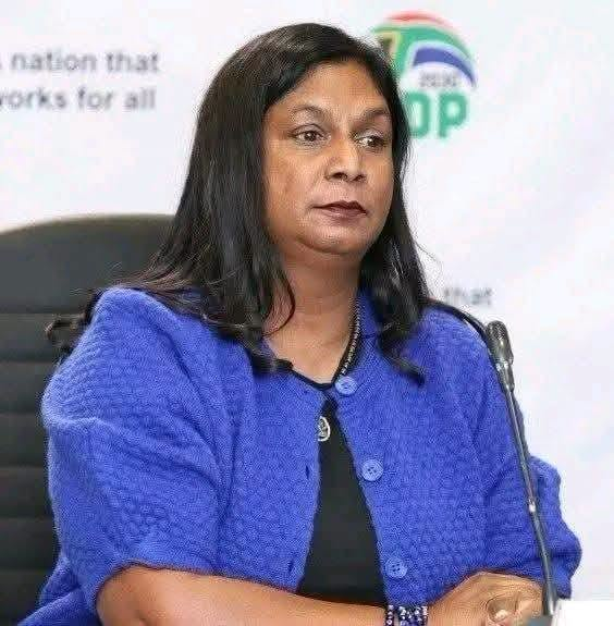 WesternPulse88's tweet photo. PROOF IDAC BOSS ANDREA JOHNSON COVERED UP FOR THE BIGGEST CORRUPTION CARTEL IN SAPS HISTORY:
[PART 1]
While both Andrea Johnson is being exposed at the Madlanga Commission for protecting Major General Feroz Khan, this is proof Andrea Johnson's emails, which reveal that she also covered up for the Keating Cartel.
The Keating Cartel:
The Keating Cartel is the biggest corruption cartel in SAPS history. Keith Keating owns the SAPS Firearms Permit System, the SAPS Organized Crime Intelligence System, the SAPS Forensic Evidence Data Base & the SAPS Fingerprint Data Base System.
Without these software systems, SAPS can't operate so Keith Keating owns the SAPS, & he's used these software systems to loot over R50 billion from the SAPS over the past 20 years.
The Proof:
The first email posted here shows that a whistle-blower emailed Andrea Johnson on the 1st of September 2023, to tell Andrea Johnson that Brigadier Sandragesan Moonsamy the Provincial Head of the SAPS Eastern Cape Criminal Record & Crime Scene Management Office, had come to this whistle-blower's office to commission a fourth affidavit into this case.
In this same email, the whistle-blower states that a previous affidavit in the same case, including attachments proof was delivered to Andrea Johnson's office at Linton House on the 01st of June 2023, & the receipt of this affidavit.
Now check the third picture posted here. This is the receipt of the affidavit sent to Andrea Johnson on the 01st of June 2023, & as everyone can see on the picture of this receipt, it's clearly dated 01 June 2023. And this receipt is addressed straight to the "NPA Director of Investigations", that's Andrea Johnson herself.
Now The Cover Up By Andrea Johnson:
The fourth picture posted here, is Andrea Johnson's email she sent to this whistle-blower dated 03 September 2023. In this email, Andrea Johnson tells this whistle-blower that she will check with her investigators if indeed the affidavit was sent to her offices. But this is strange because the receipt of the affidavit clearly addressed the affidavit directly to Andrea Johnson.
There were many attempts by the whistle-blower to get feedback from Andrea Johnson but went ignored, but check the last picture posted here. It's an automated response email from Andrea Johnson to the whistle-blower, & this email is dated 09 October 2025. This email says that the email was "deleted without being read" by Andrea Johnson.
Now look at the same picture again, the Subject of this email is "Copy of Affidavit", which means after 2 years of trying to get feedback from Andrea Johnson but ignored by Andrea Johnson, the whistle again tried to send Andrea Johnson a copy of the affidavit, but Andrea Johnson just deleted the email without even reading it.
A clear cover up by IDAC boss Andrea Johnson.
Note that this is a 5 thousand page affidavit with all the proof about the biggest corruption cartel in SAPS history that has stolen over R50 billion from the SAPS over the past 20 years, but IDAC boss Andrea Johnson first denied receiving the affidavit but said she will check with her investigators & give feedback to the whistle-blower, but she then ignored the whistle-blower for 2 years, then eventually she just deleted the affidavit without even reading it.
Conclusion:
I've carefully covered all the details of the whistle-blower to protect this whistle-blower but I will be posting more details & more proof of how IDAC boss Andrea Johnson covered up for the Keating Cartel.
All this proof arises from Lt General Mfazi's initial investigation into the Keating Cartel, & this proof has been submitted to the Madlanga Commission.
Part 2 of exposing "Winnie Mandela" from Temu, loading... - Baas Kruger